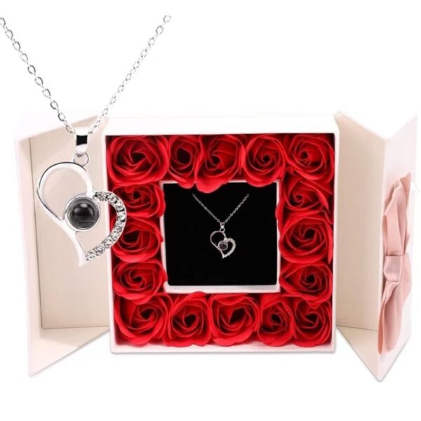 I Love You Projection Necklace Women's High-end Peach Heart - Image 3